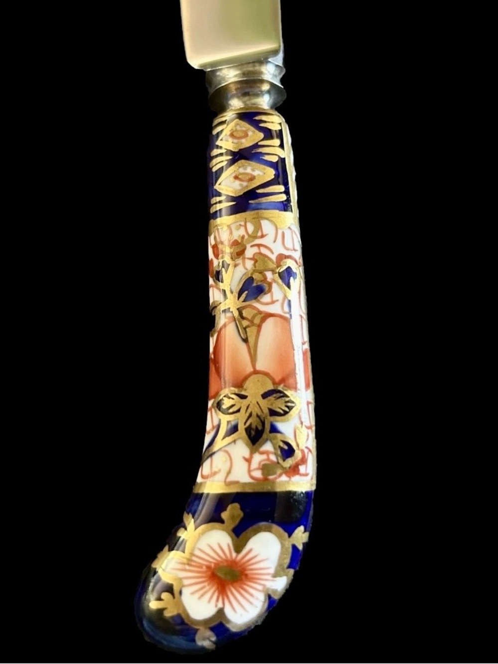Royal Crown Derby Traditional Imari Design Tea / Butter Knife Discontinued